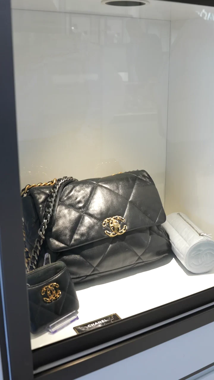 Black Chanel handbag featured by NovaOro